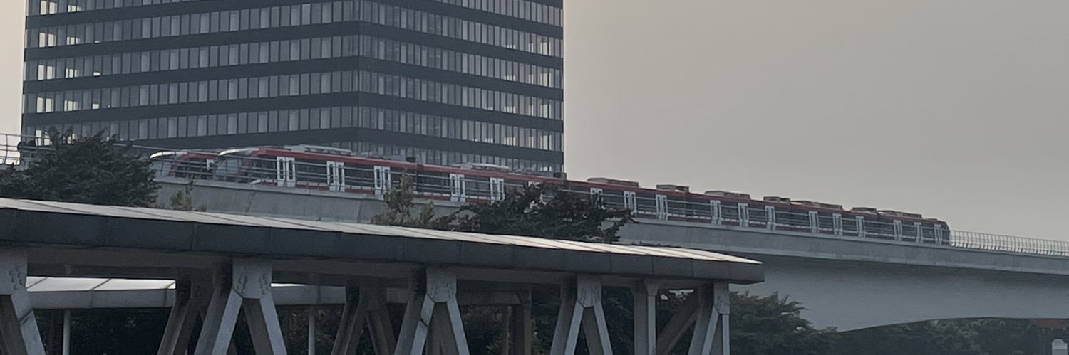 Piscessila's profile banner image