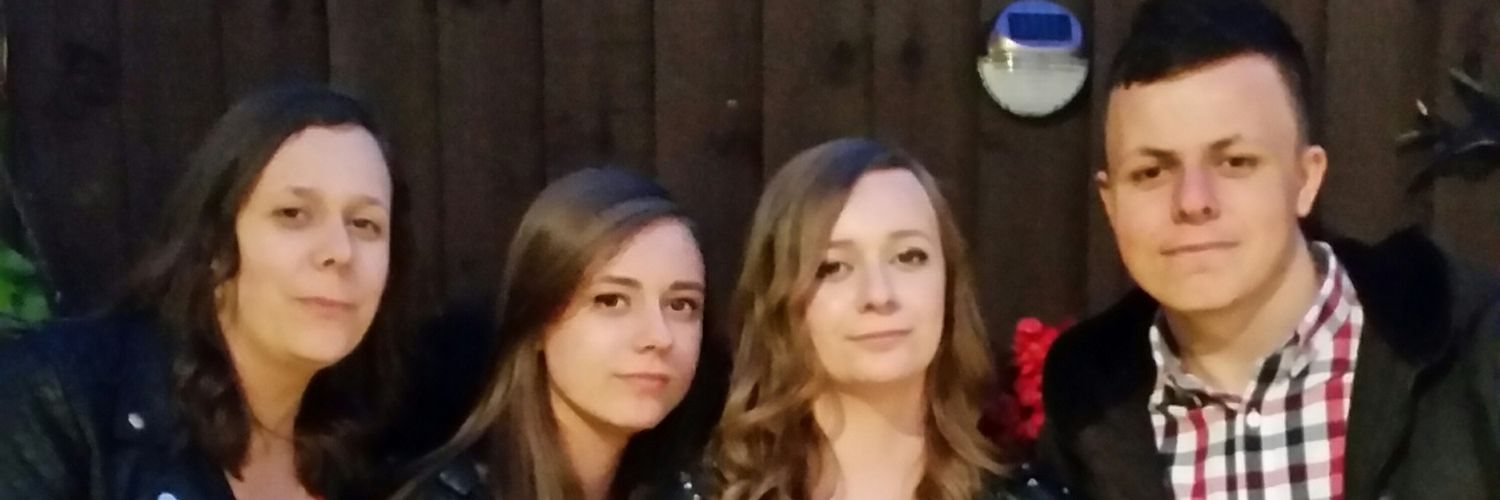 Tracey100470's profile banner image