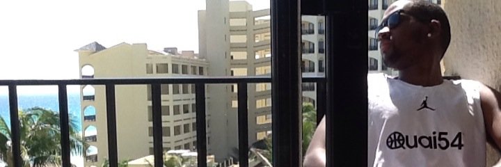 badshiznit's profile banner image