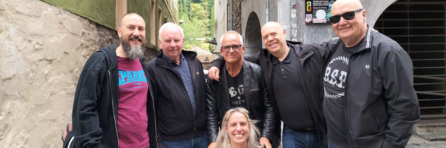 Julia 💚💙 banner