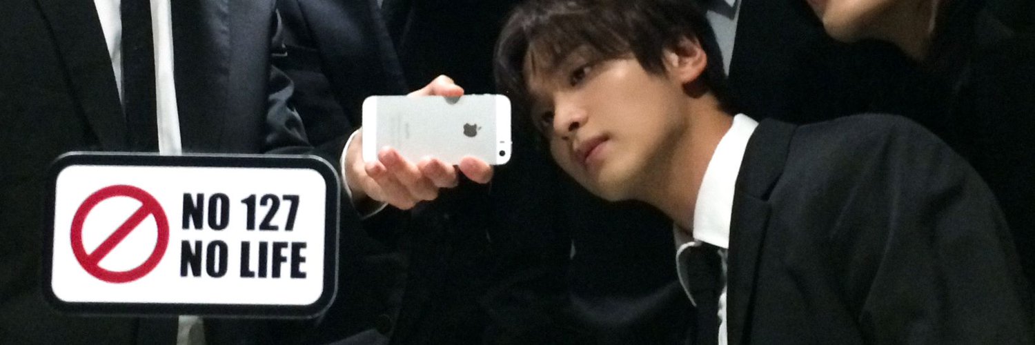 sunflower_SunD's profile banner image