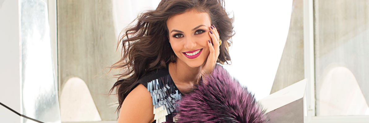 Cosmo For Latinas banner