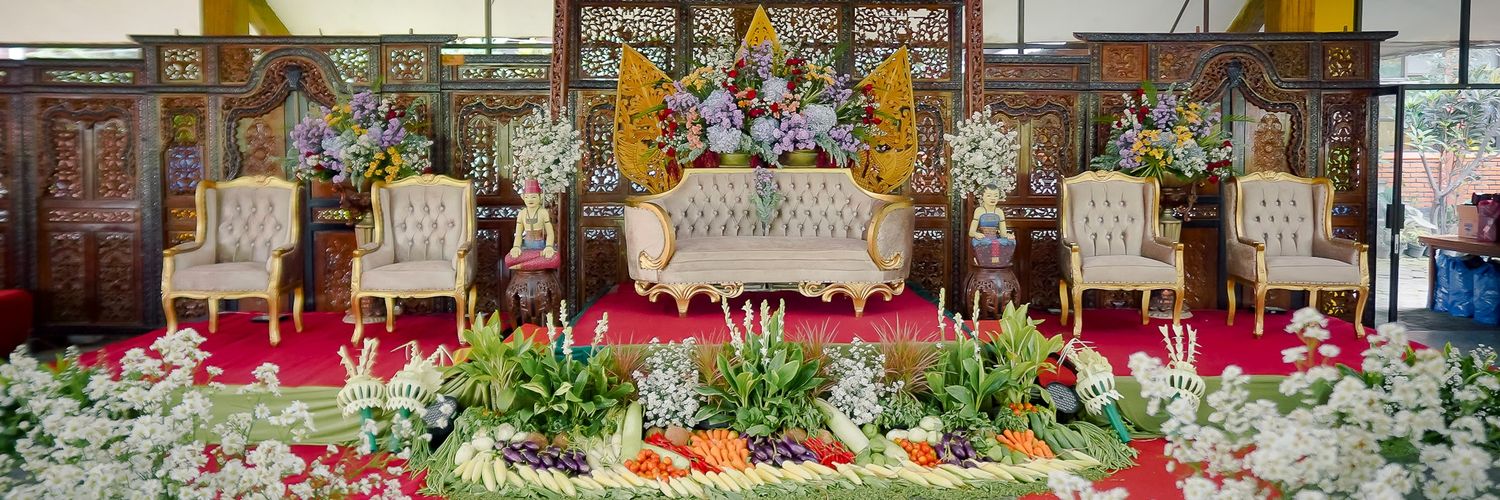 vickyyiskhak's profile banner image