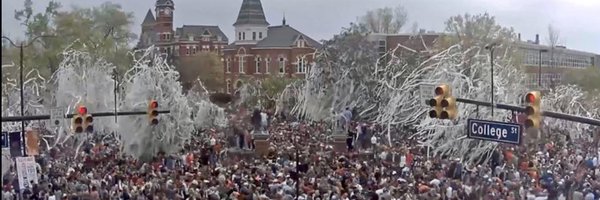 TophamCo Profile Banner