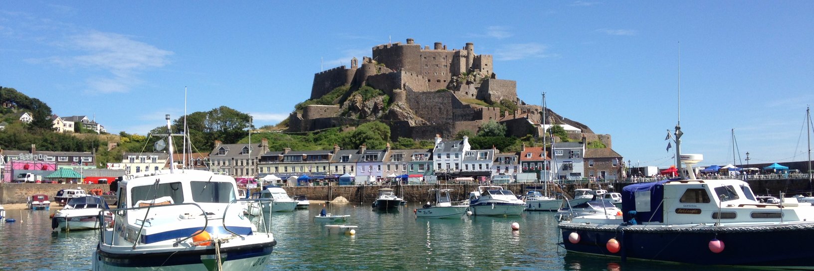 Fingernails Grow In banner