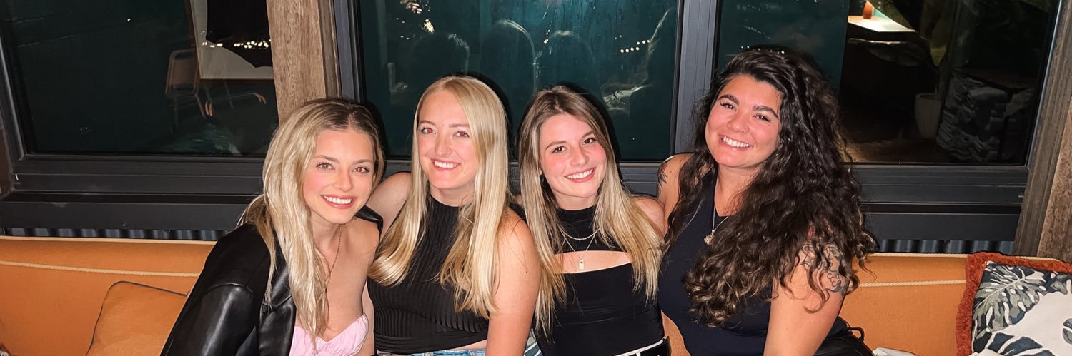 graceyy03's profile banner image