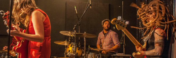 KimberleyMacGre Profile Banner