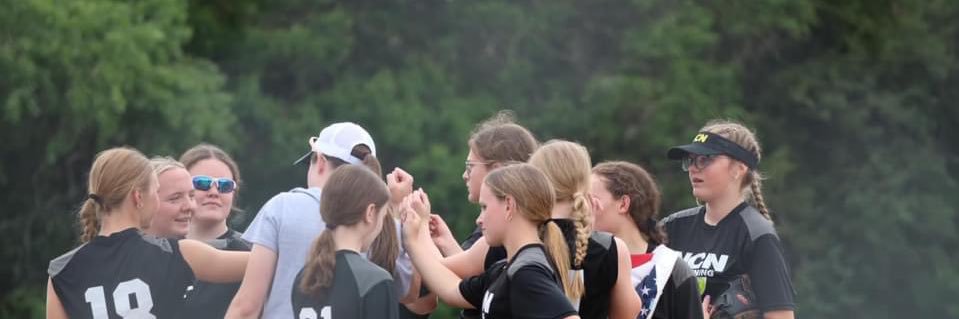 erin8oyle's profile banner image