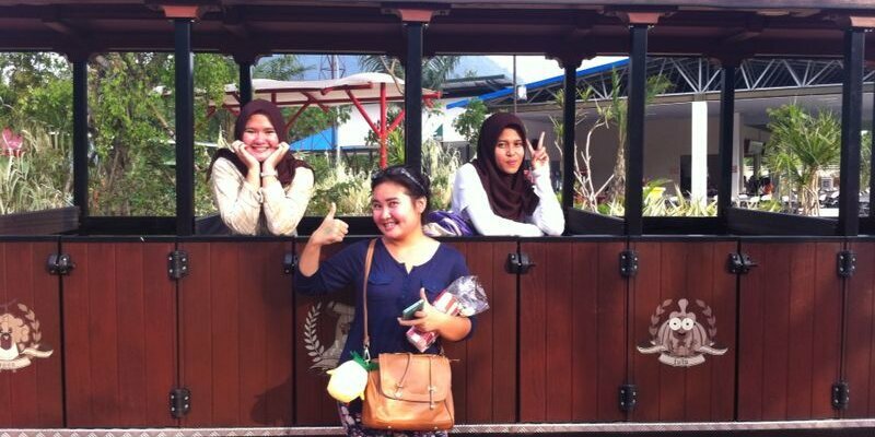 Fairuz_Azrina's profile banner image
