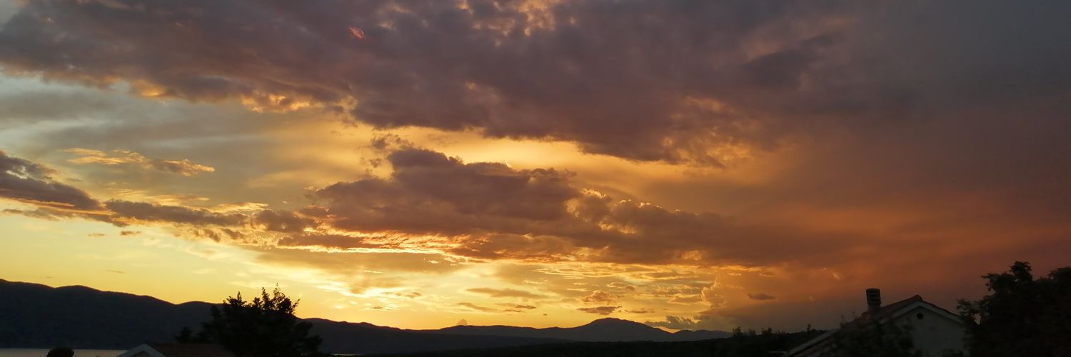 macsotay's profile banner image