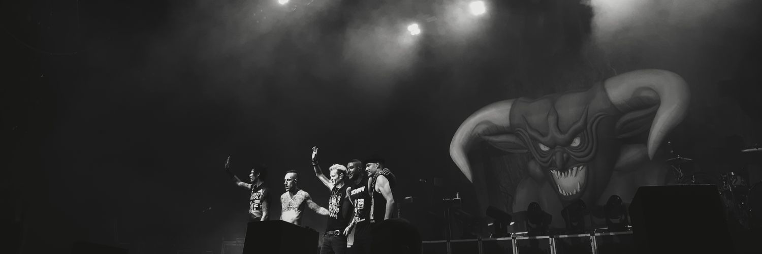 Sum 41 Indonesia banner