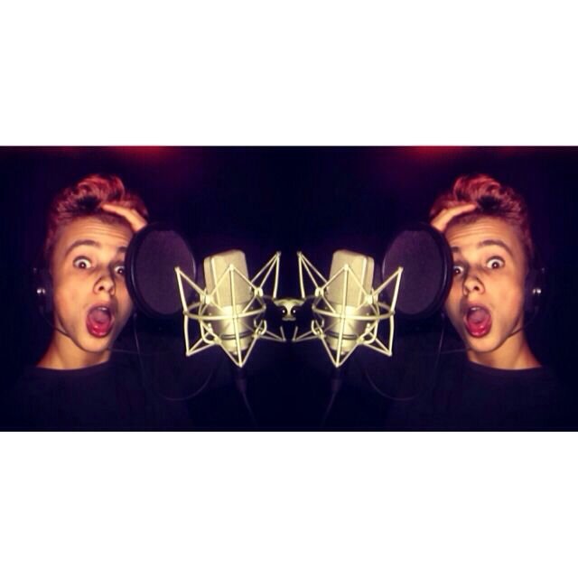 xanisa_'s profile banner image