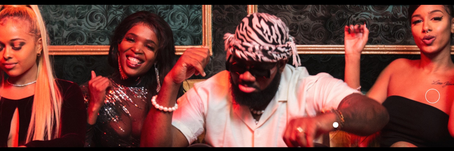 I Aint Playin Witcha banner