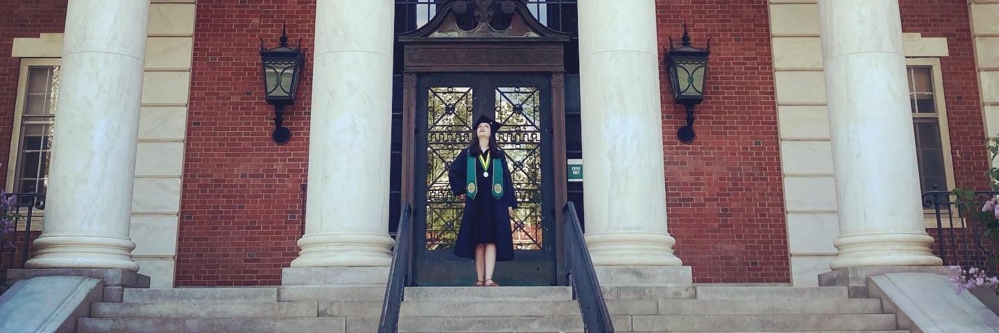 Julia Kitonis banner