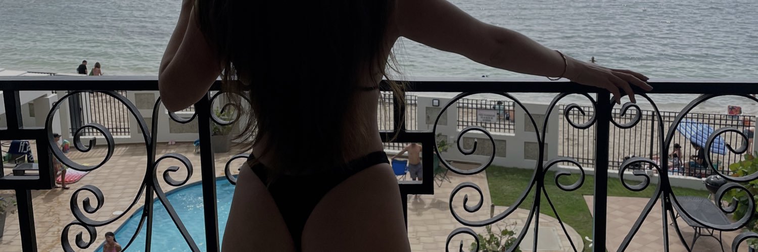 desamaymi's profile banner image