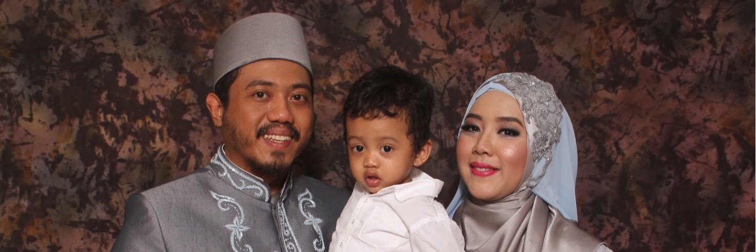 dhe_ya's profile banner image