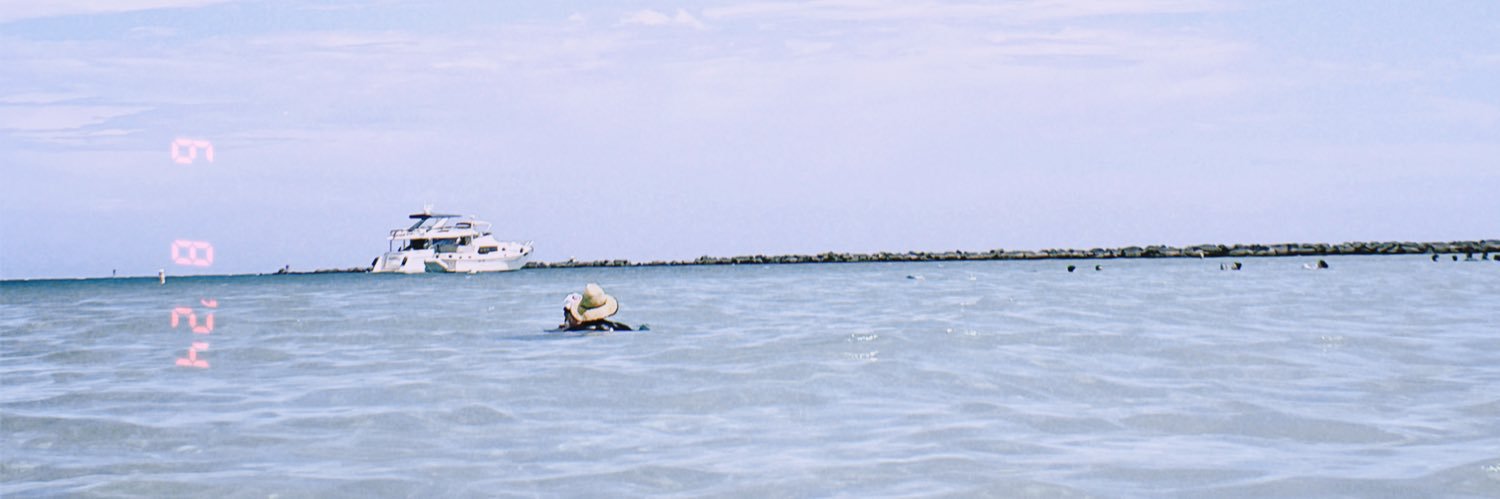 eileenboa_'s profile banner image