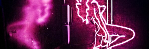 JimmyWoo Profile Banner