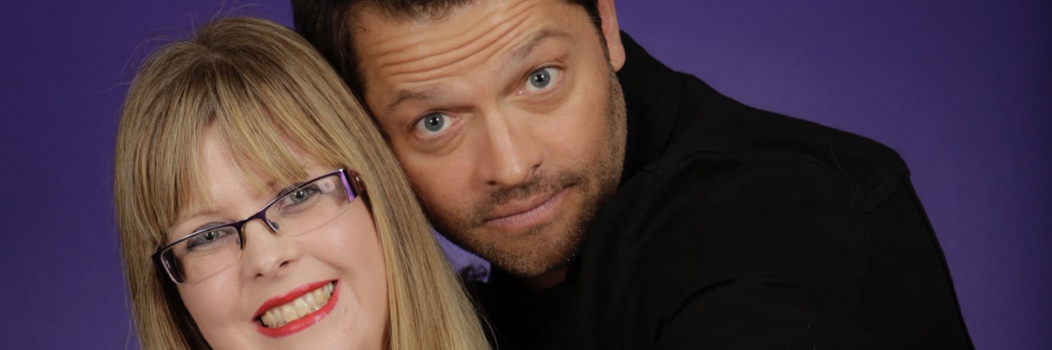 kezinit's profile banner image