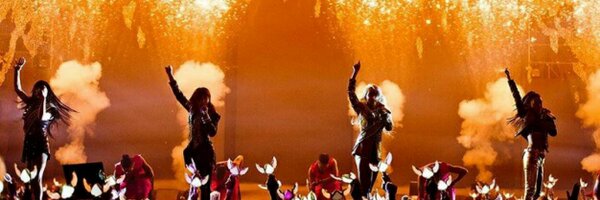 Veyuzk Profile Banner