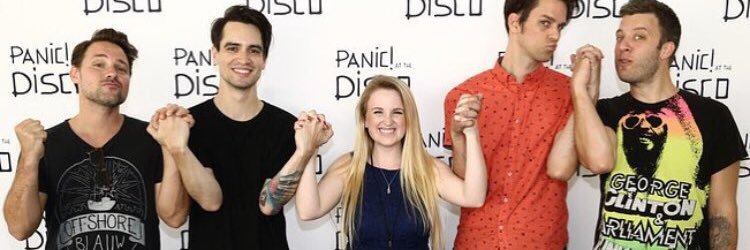 alliecakess's profile banner image