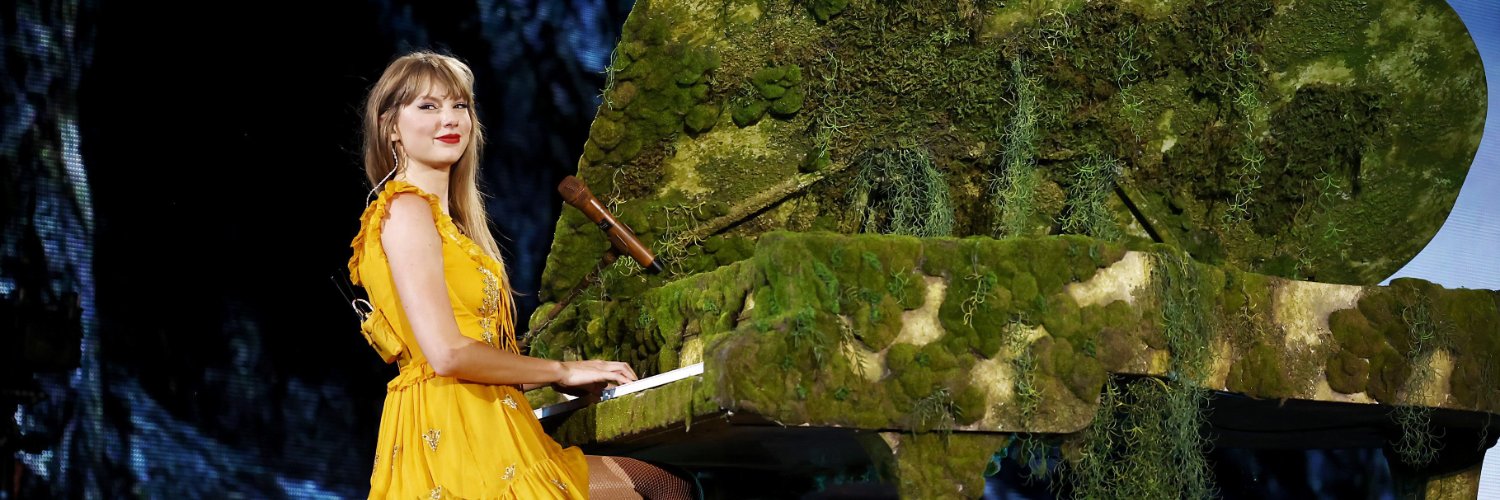 paoreyes13's profile banner image