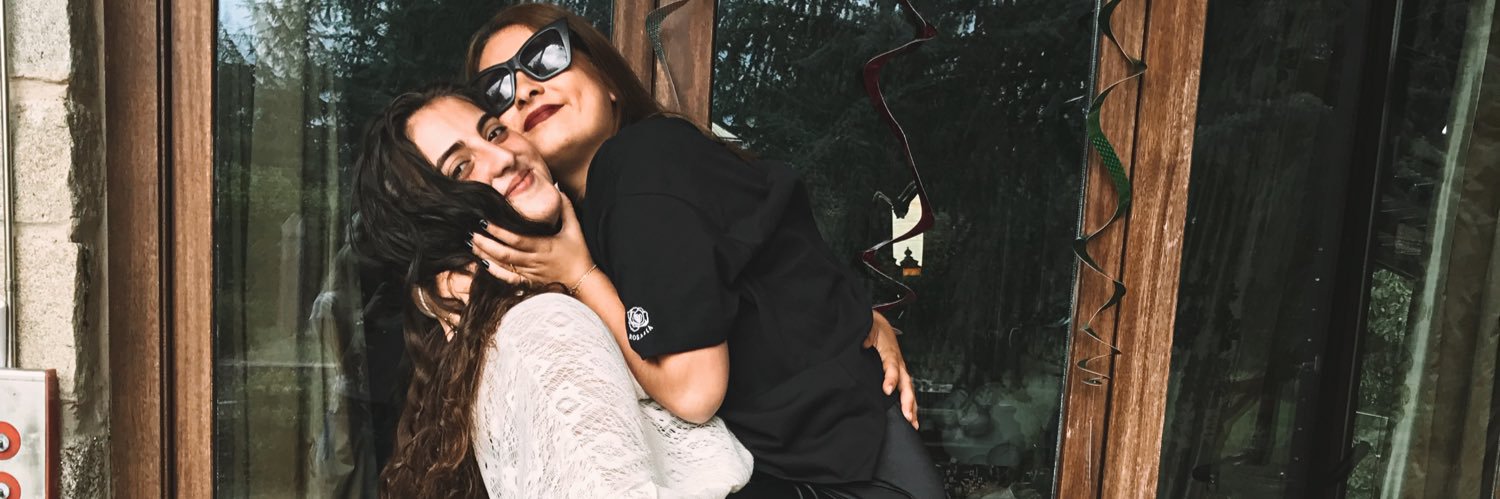 VeronicaCG98's profile banner image