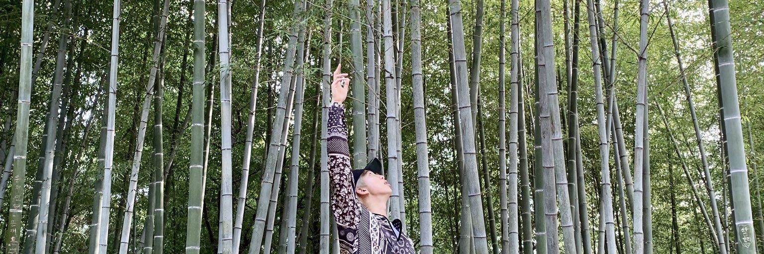 RMmyMoon's profile banner image