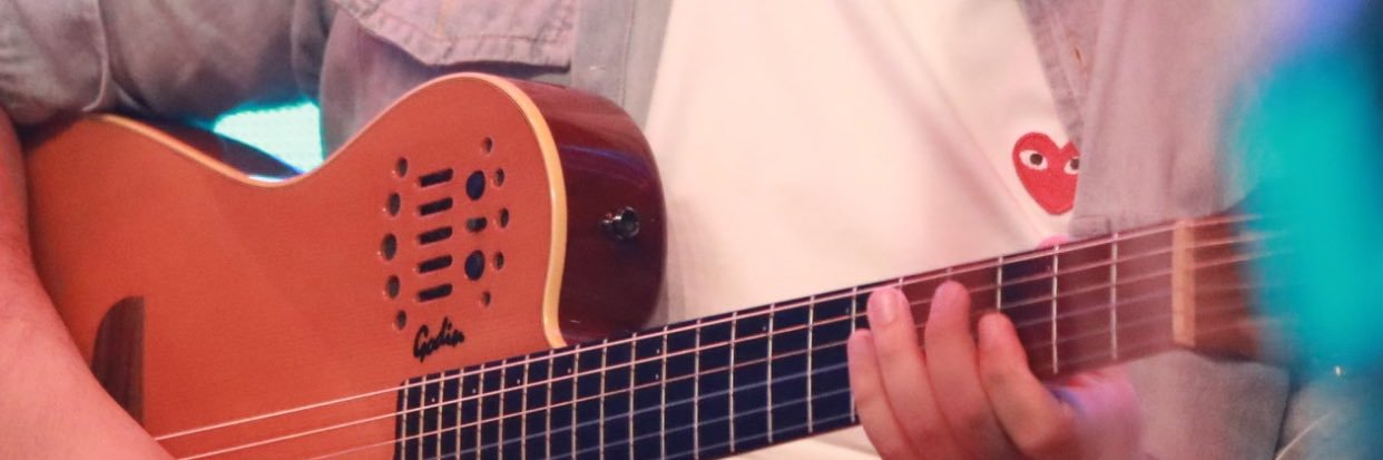 virandom's profile banner image
