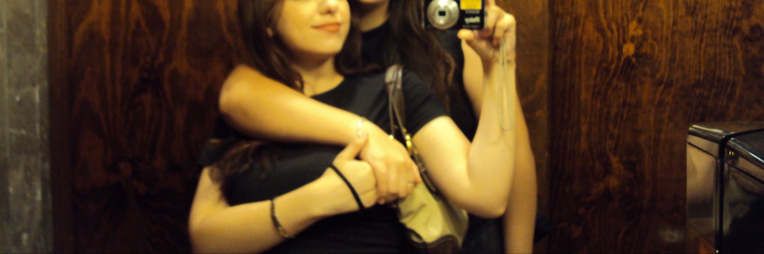 danielaalbaa's profile banner image