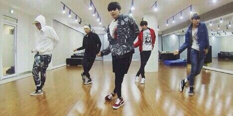 TaeminRealLee's profile banner image