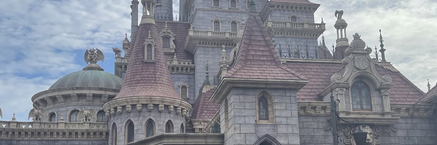 smileandELF's profile banner image
