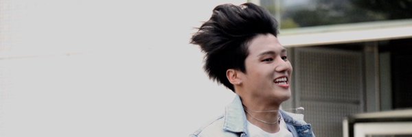 moonstoneris Profile Banner