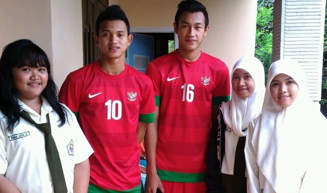 Indah_Dyre's profile banner image