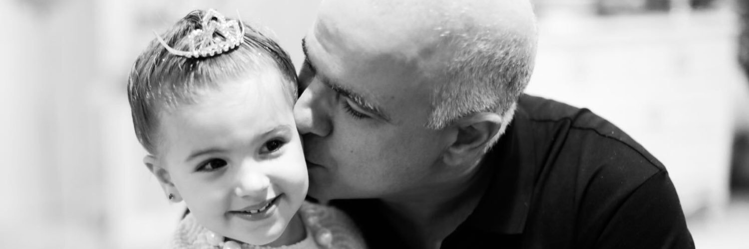 Christian Daes banner