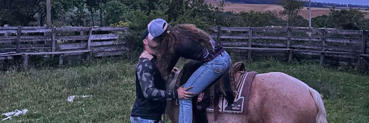 isaazvd's profile banner image