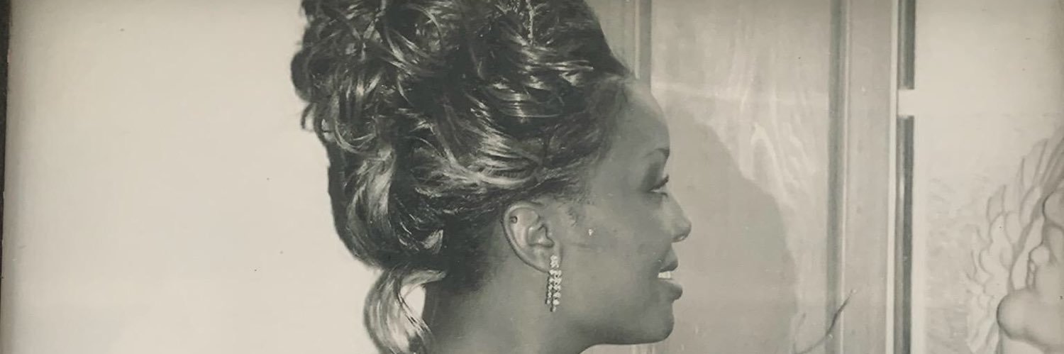 kee_____'s profile banner image