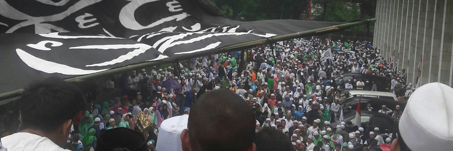 buruh_kasar's profile banner image
