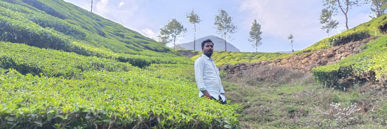 vetriselvanVM's profile banner image