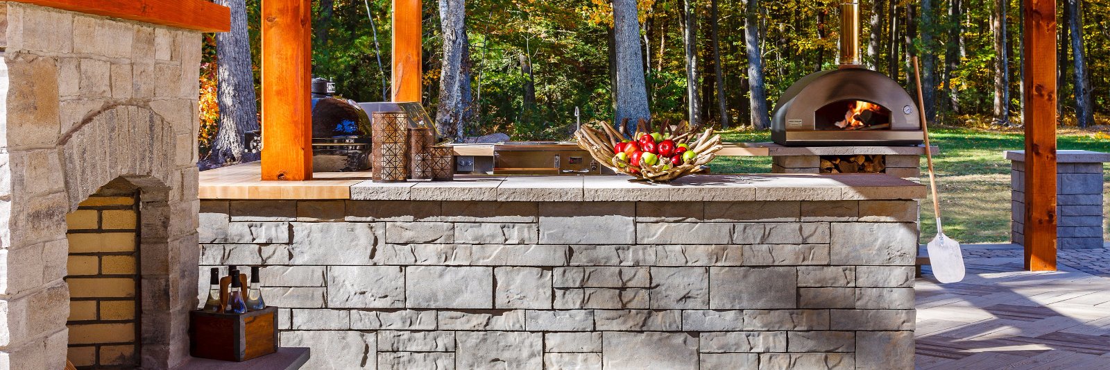 Techo-Bloc banner