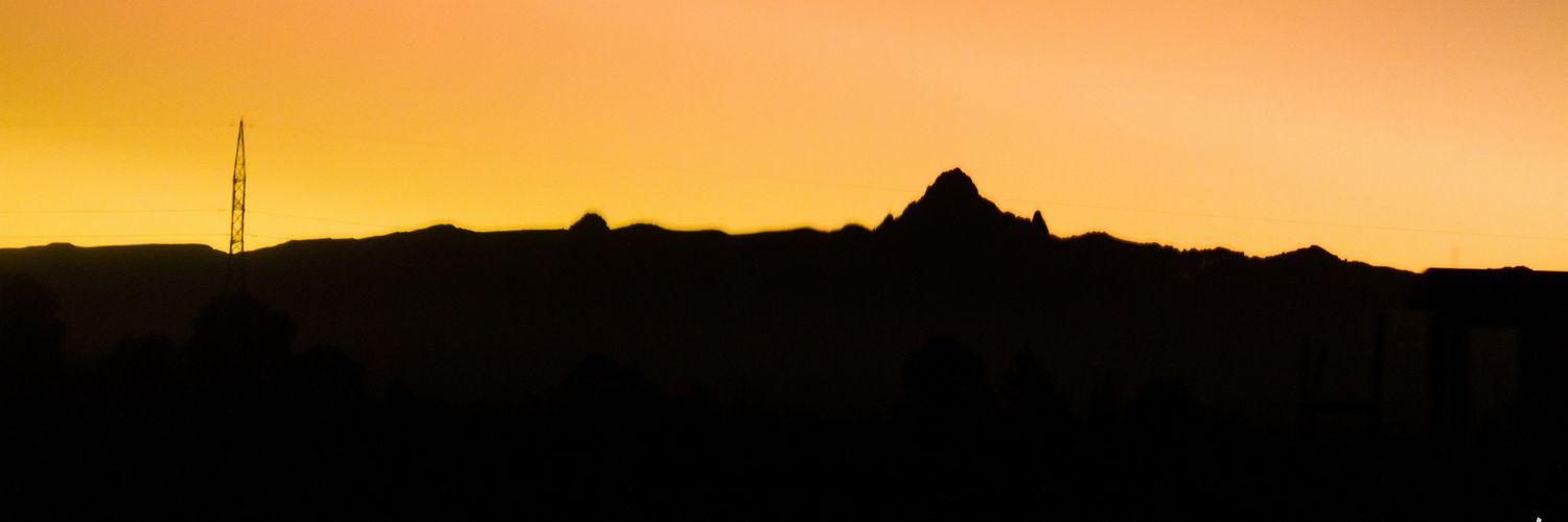 leon_de_leon's profile banner image
