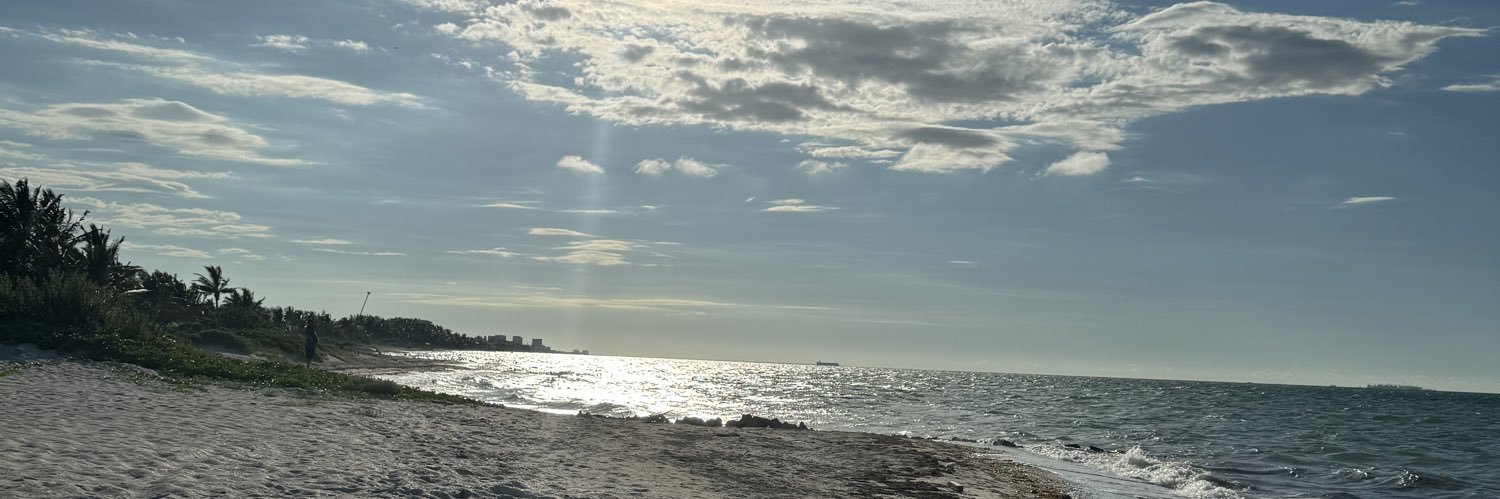 MonPrietoFerr's profile banner image