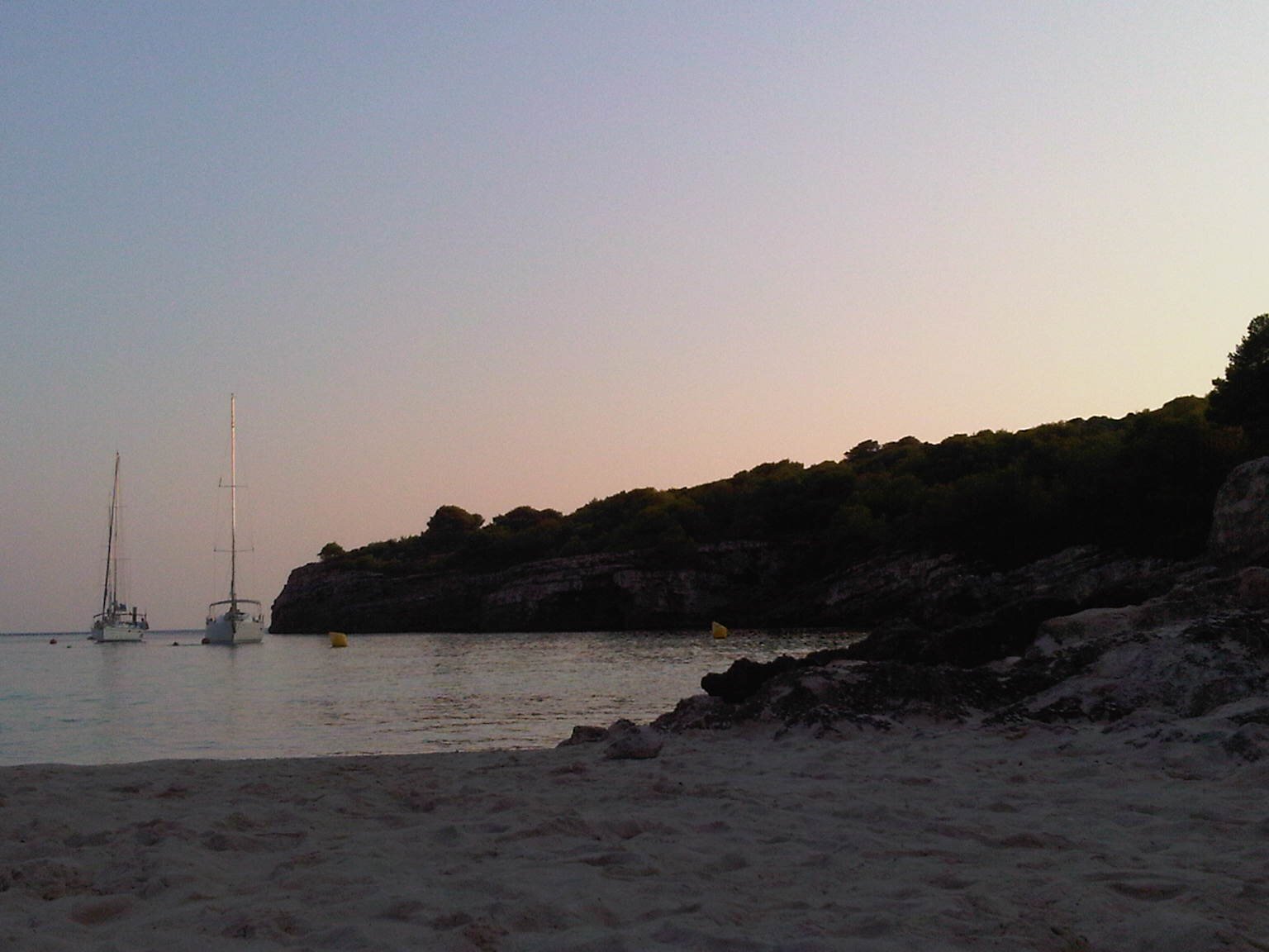 Isamar892's profile banner image