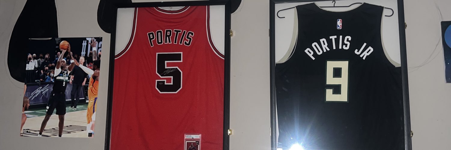 eazy13's profile banner image