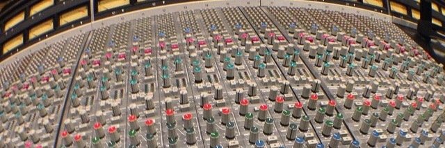 Noel Campillo banner