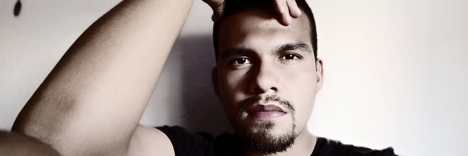 Andre Rodríguez banner