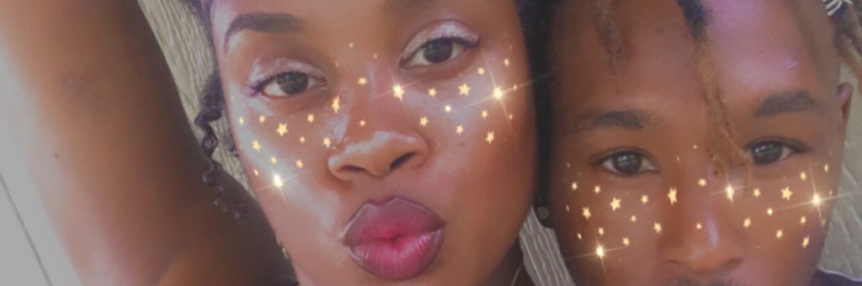_viXenRATED's profile banner image