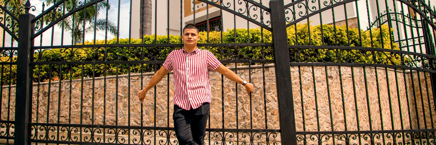 Marulalaz's profile banner image