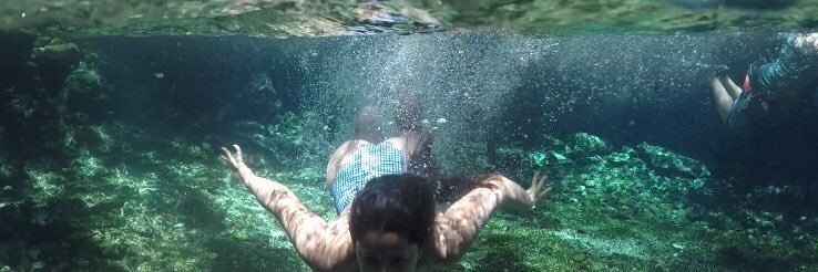 itsdaniela97's profile banner image