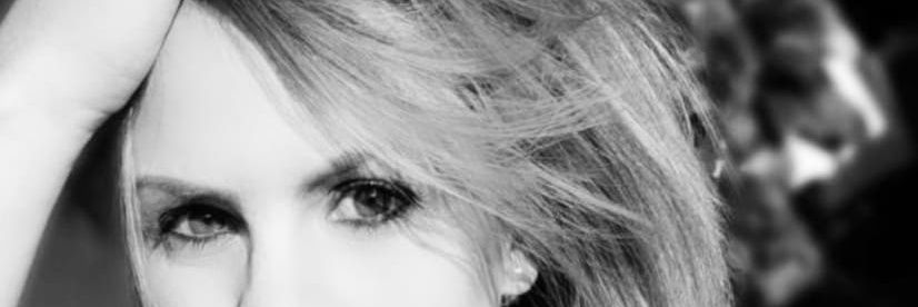 vanessaveraz's profile banner image